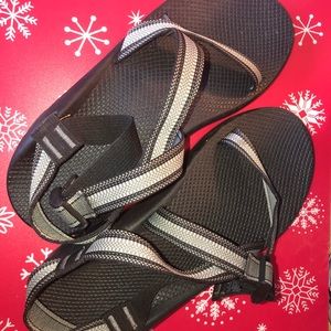 Mens Chacos sandals size 11 used but like new